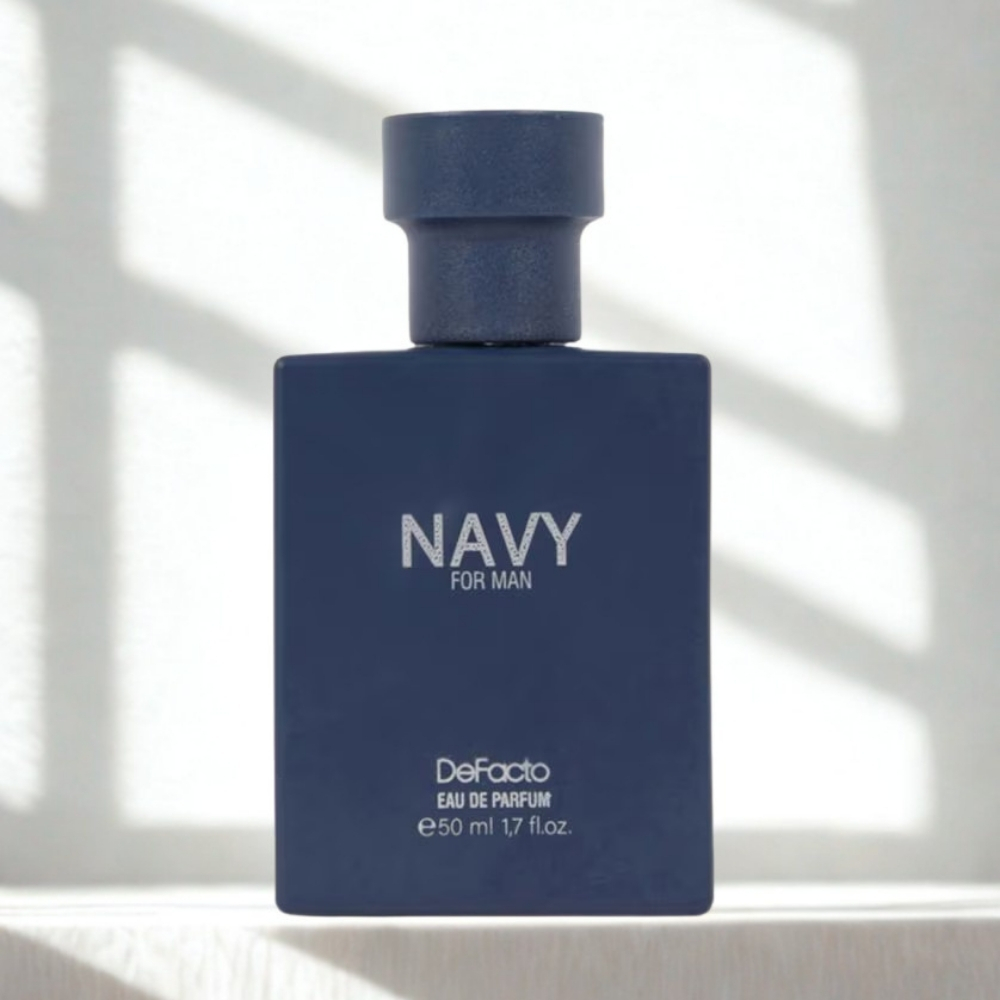 تصویر محصول عطر مردانه Navy دیفکتو 50 میلیلیتر